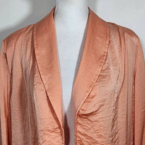 143 Story Peach Satin Blazer NWT Size Small Crinkled Tangerine Blazer - Picture 3 of 10